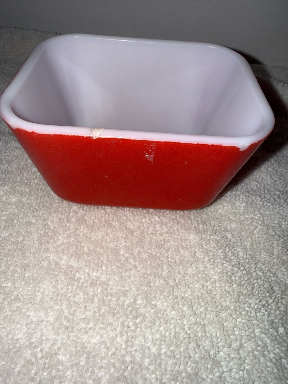 Bright Red Rectangular Dish Pyrex - Picture 3 of 6
